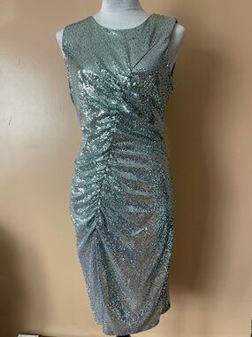 Venus Sleeveless iridescent Sequin Ruched Cocktail Dress medium